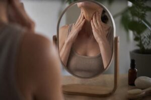 Yoga du visage : quels sont les vrais dangers ?